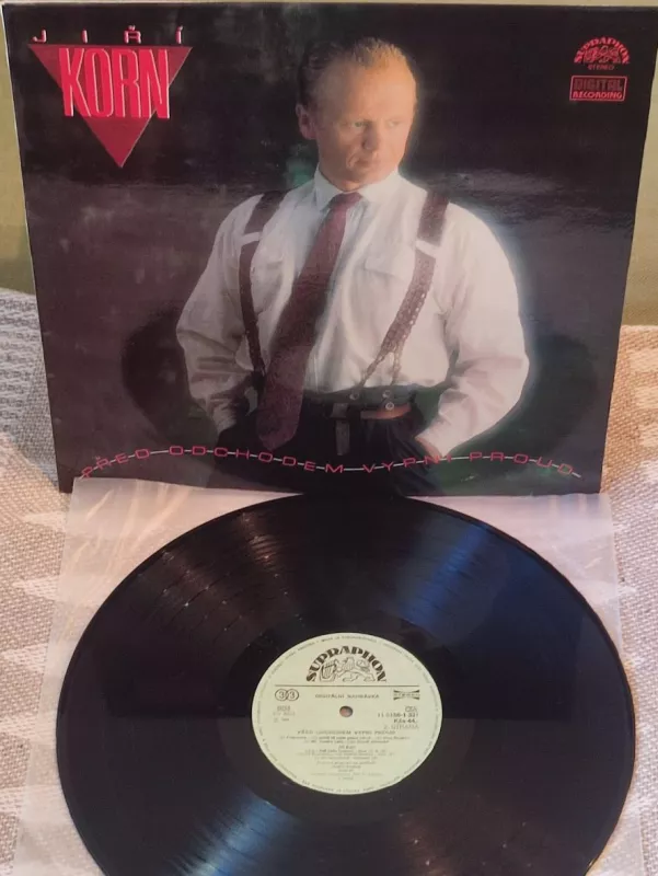 LP Jiří Korn Před odchodem vypni proud NM-/NM-