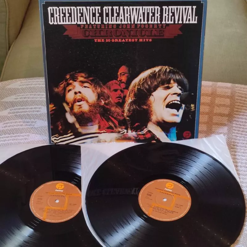 LP Creedence Clearwater Revival Chronicle: 20 Greatest Hits VG+/EX-
