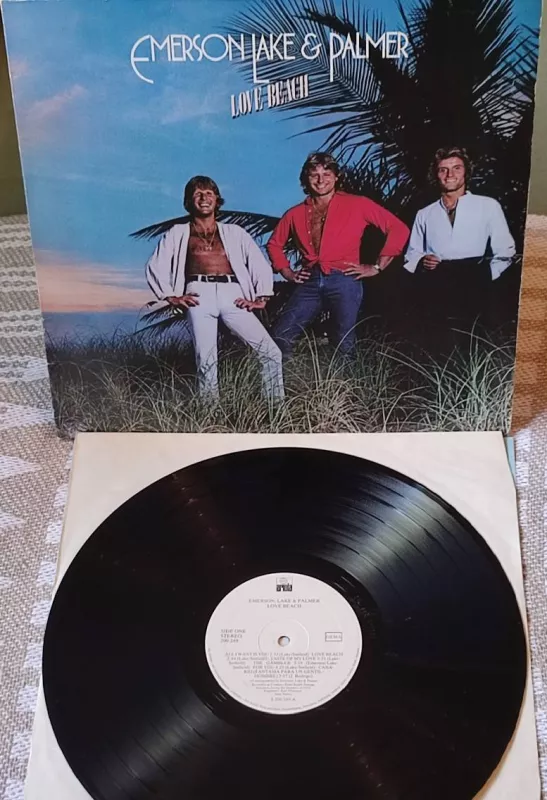 LP Emerson, Lake & Palmer Love Beach VG+/EX-