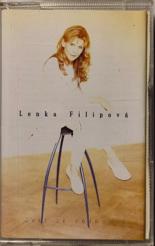MC Lenka Filipová - Svět se zbláznil